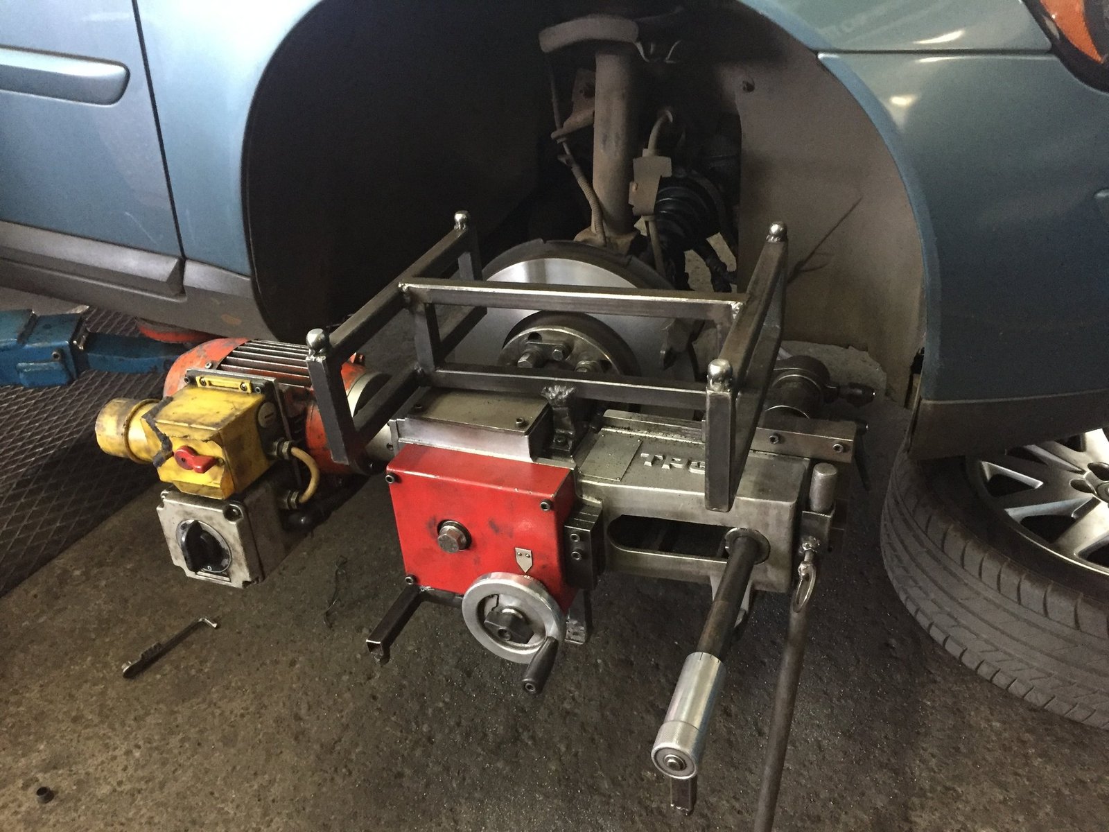 Brake disc skimming service